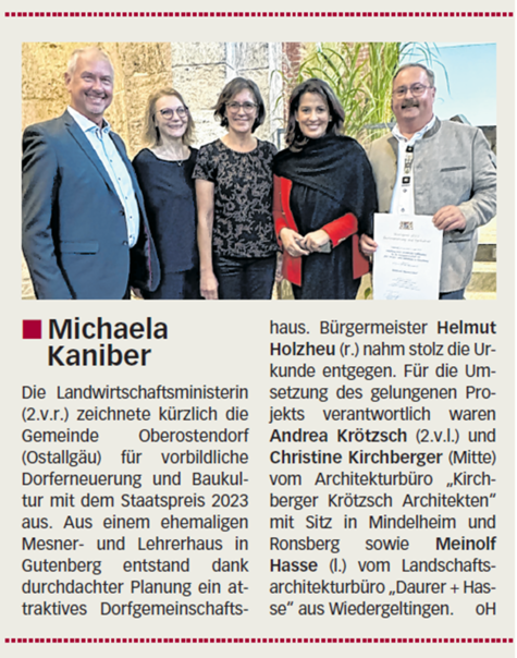 Zeitungsausschnitt über die Verleihung des Bayerischen Staatspreises 2023 an das Dorfgemeinschaftshaus Gutenberg